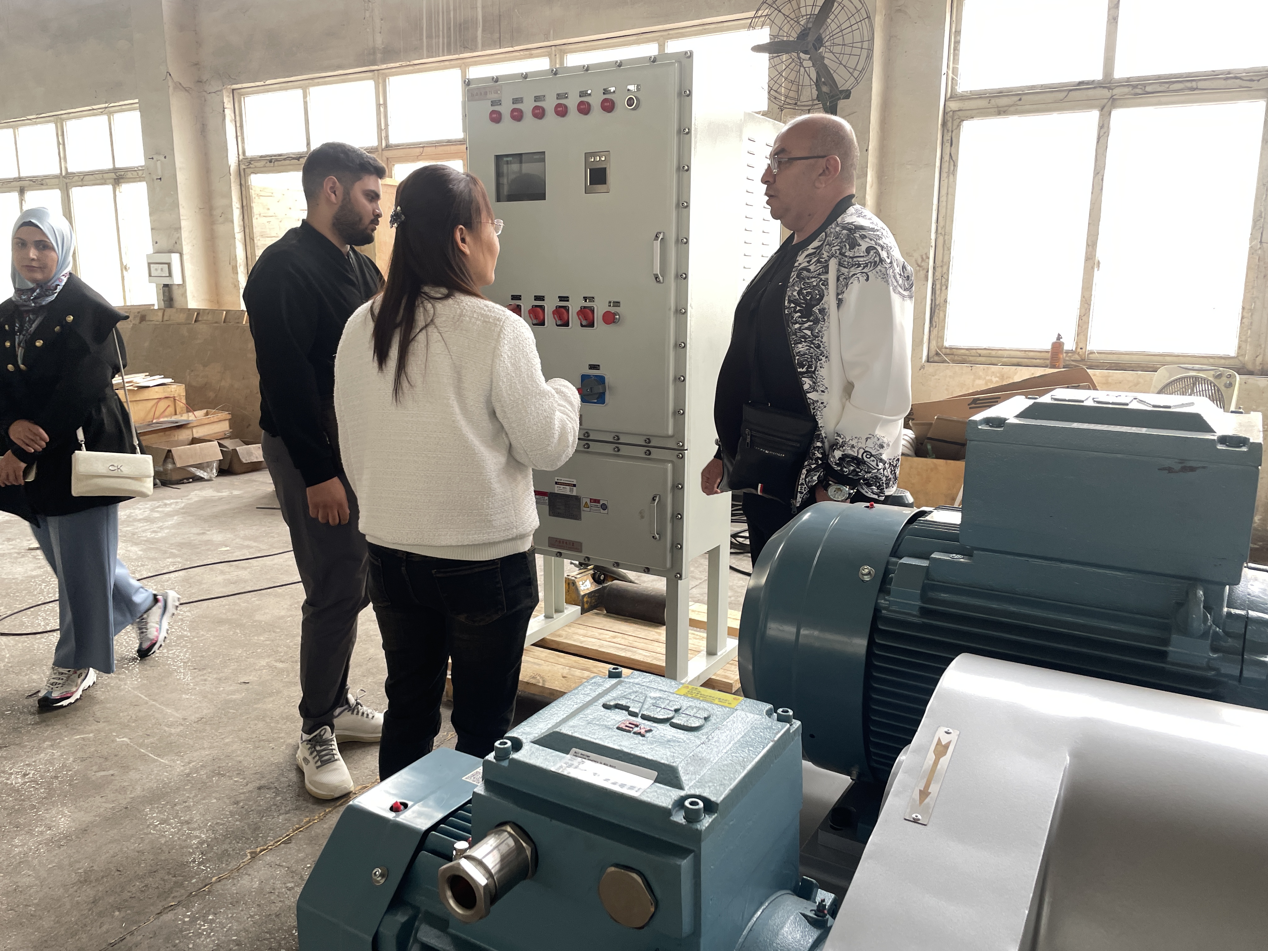 Quality Türkiye customer purchased a LWS520 three phase decanter 2