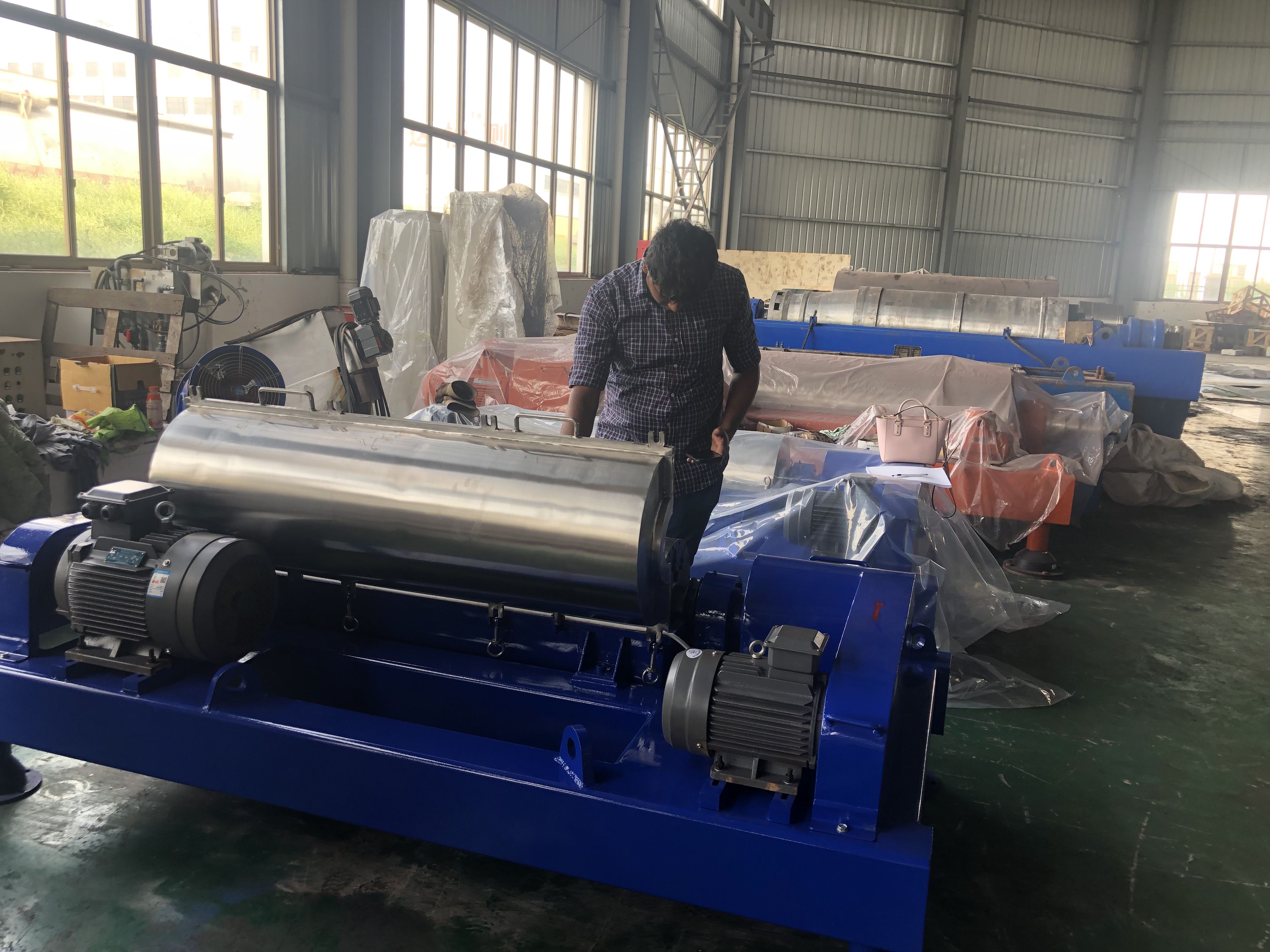 Quality Latex separation specialized horizontal screw decanter centrifuge Manufacturer | Shenzhou 2