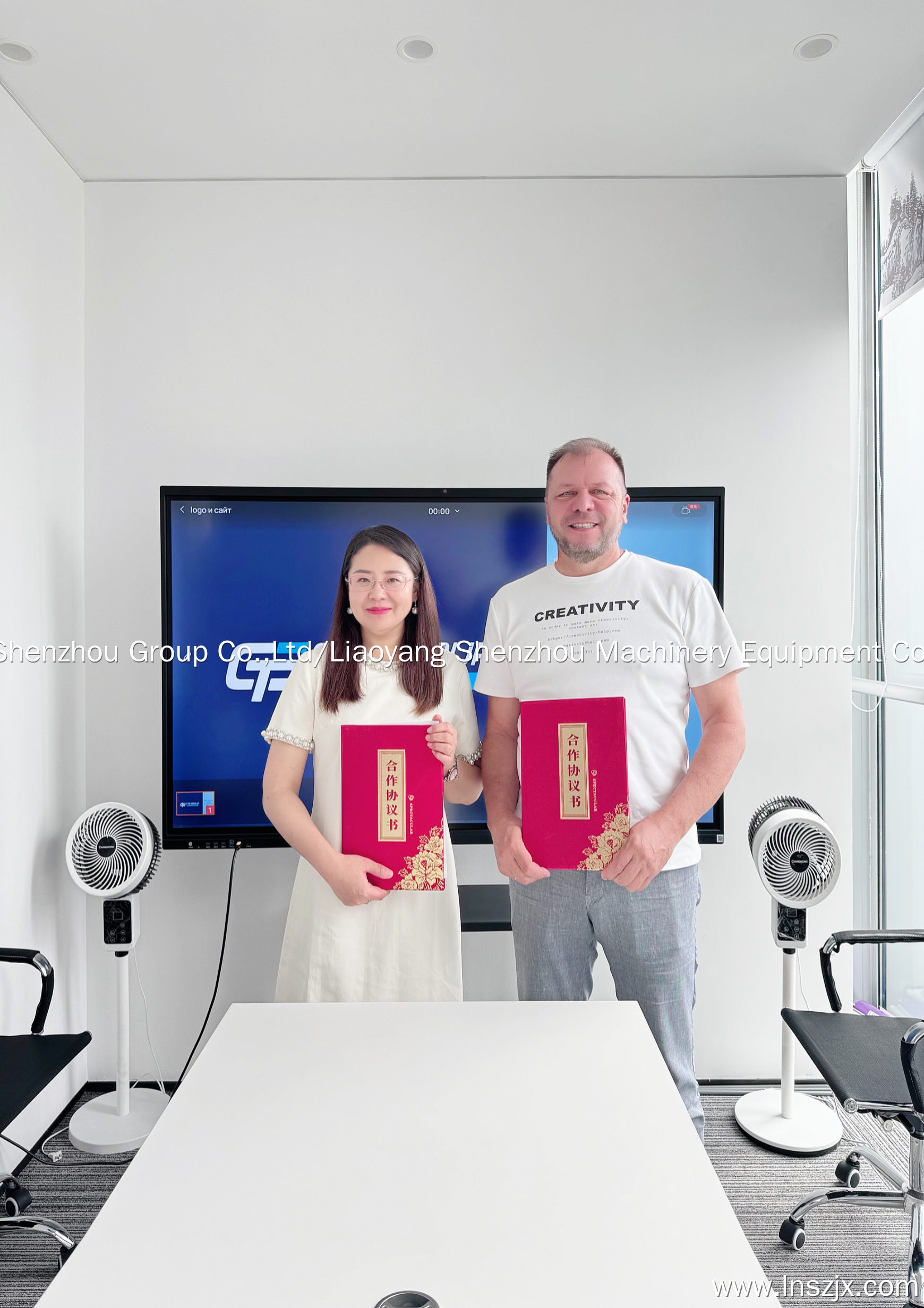 Pactum cooperationis strategicae cum clientibus Russicis signa. Producta | Shenzhou 1