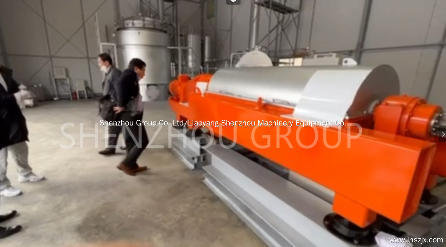 Best Japanese customer purchases shenzhou decanter centrifuge to separate waste tires Company - Shenzhou 1