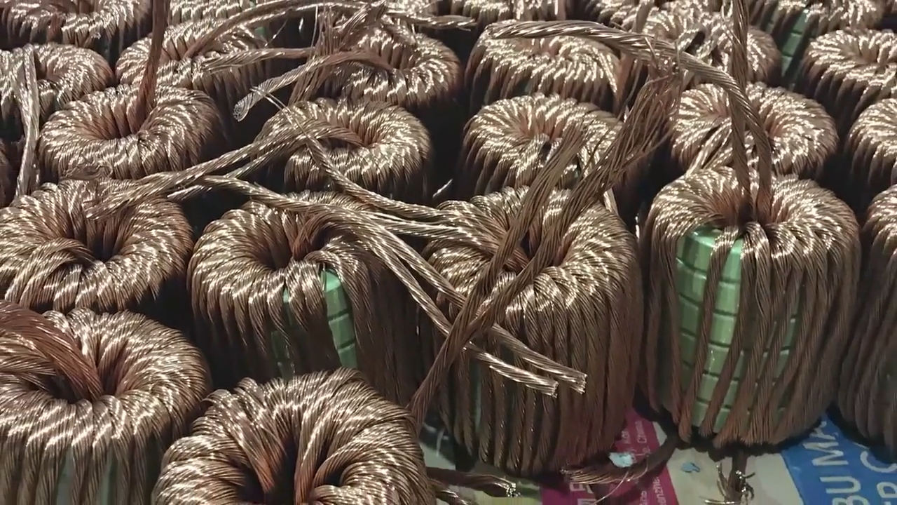 Common Mode Chokes in Nanocrystalline Cores 3