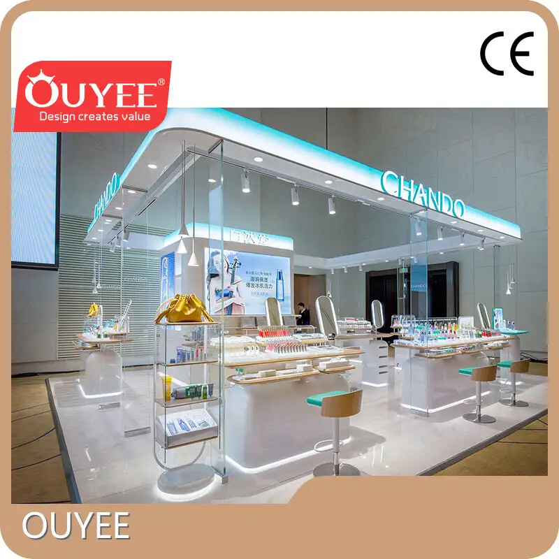 Ouyee Indoor Beauty Cosmetics Kiosk 3D Skin Care Display Counter 1