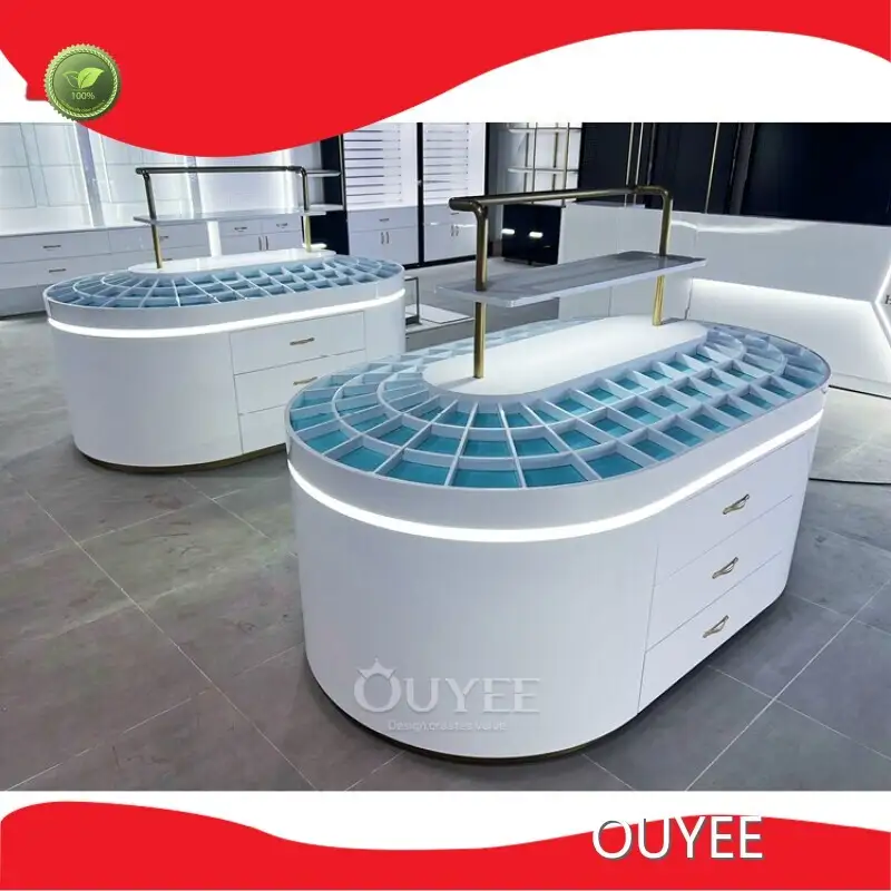 Silver Jewelry Shop 3D Rendering Earring Stud Retail Display 1