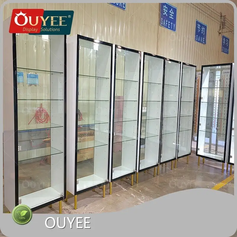 3D Smoke Shop Interior Glass Display Cabinets & Tiered Showcases 1