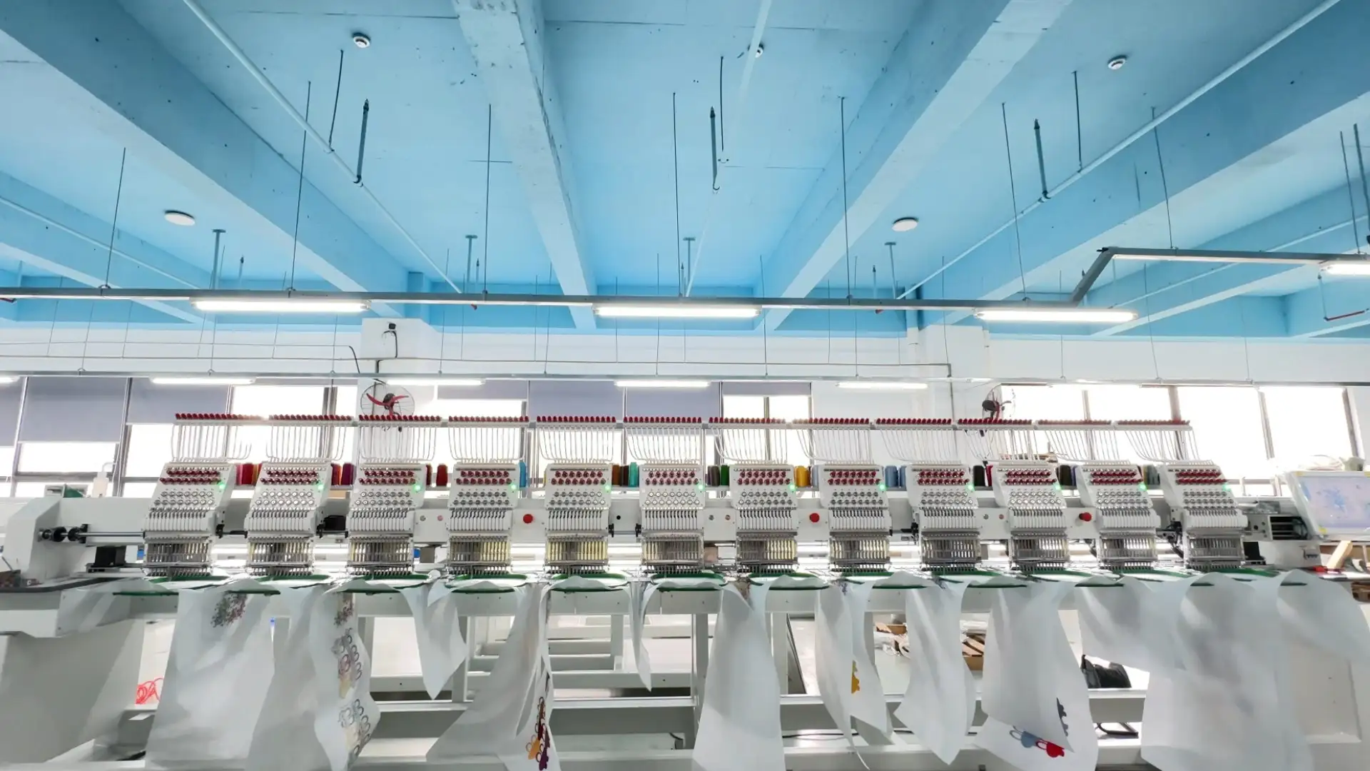 wonyo embroidery machine 12-Head 12-Needle multiple head embroidery machine multi functional 1