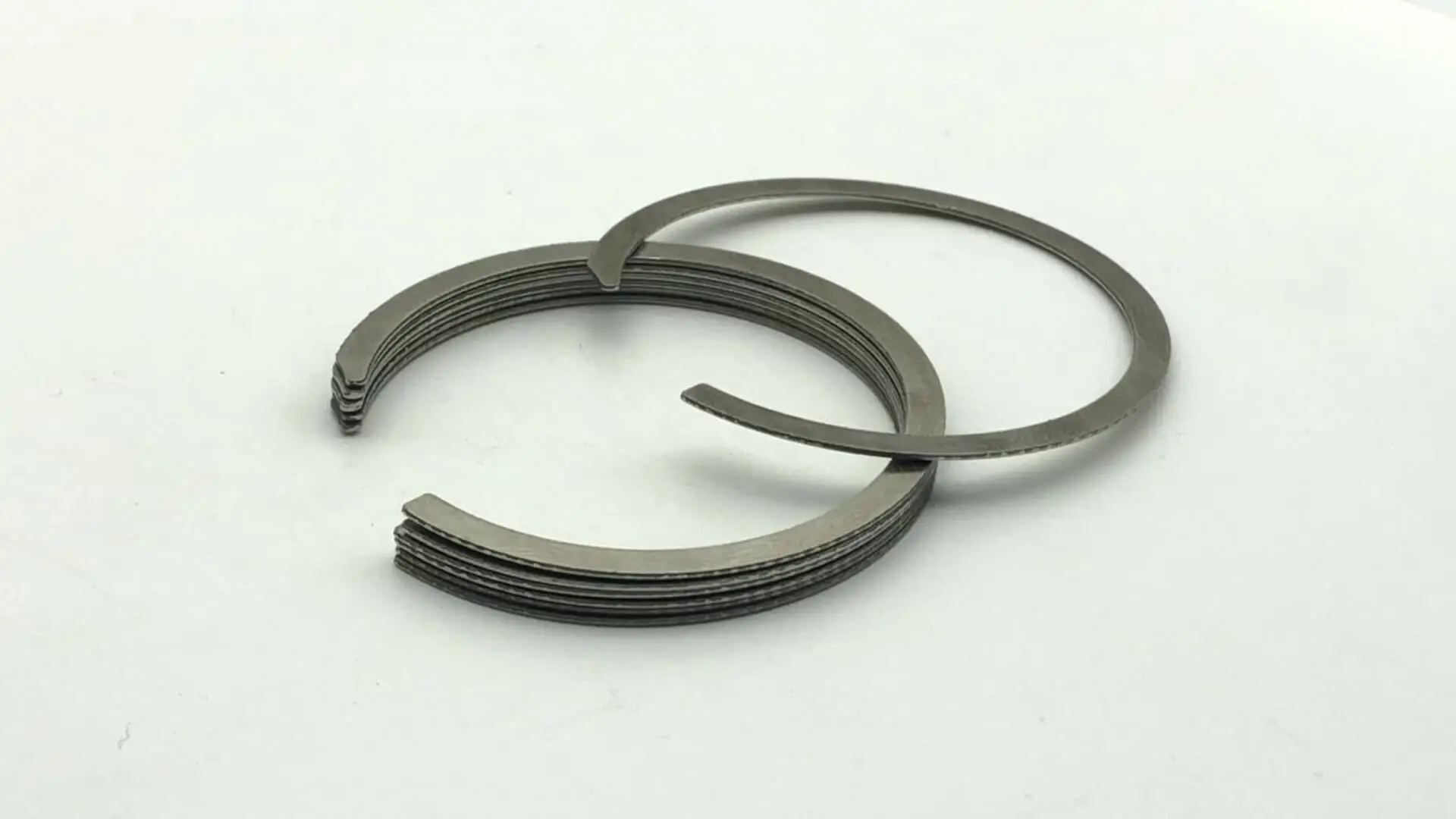 circlips at Wholesale Prices | Chuanghe Fastener 2