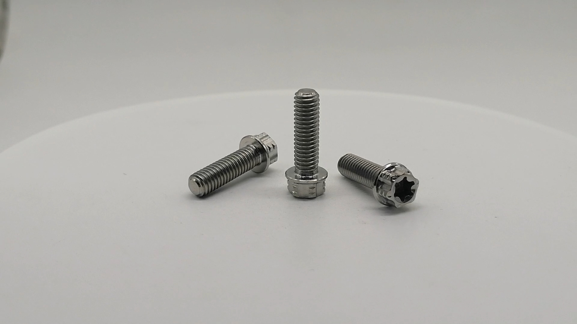 OEM Titanium Gr2 Gr5 Gold Blue Black Color Anodized Metric Coarse Thread Torx Hex Head Flange Bolt 1