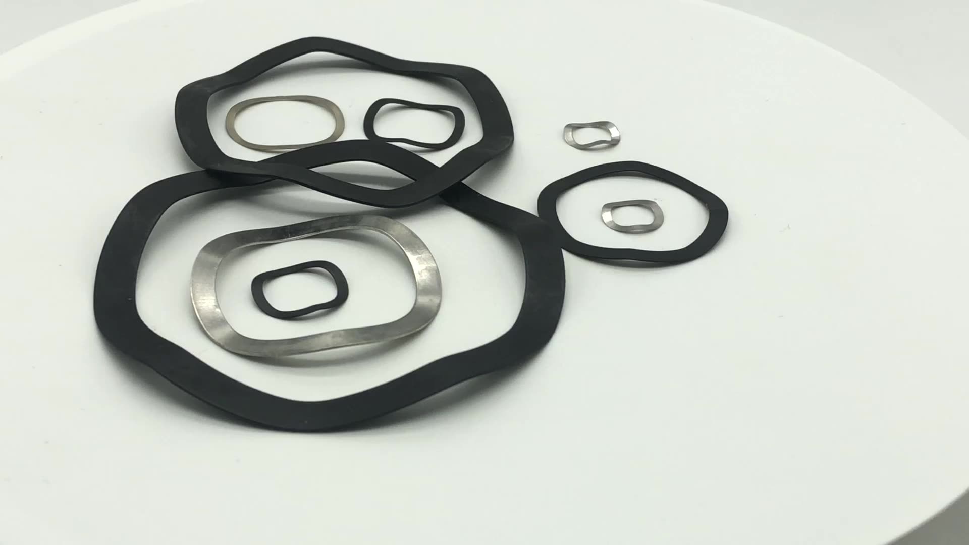 Chuanghe - customized DIN137 spring steel black oxidation wave spring washer spring washer1 2