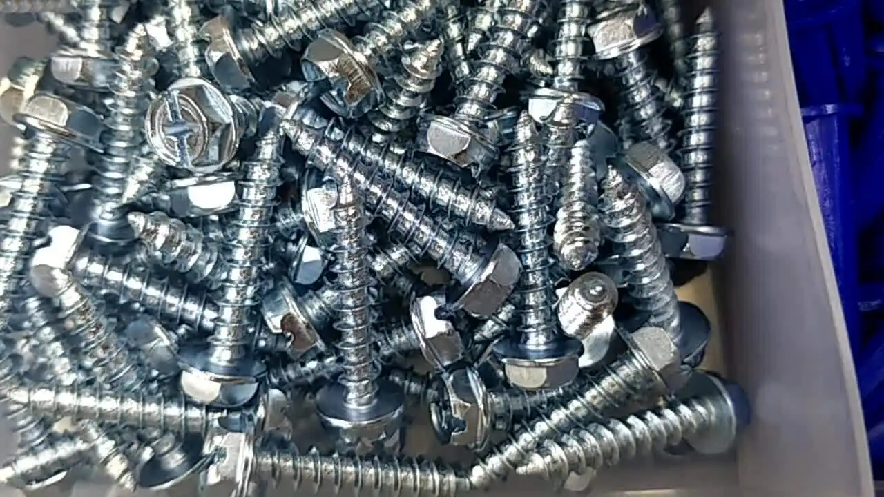 Chuanghe Fastener | best wall plug producer 2