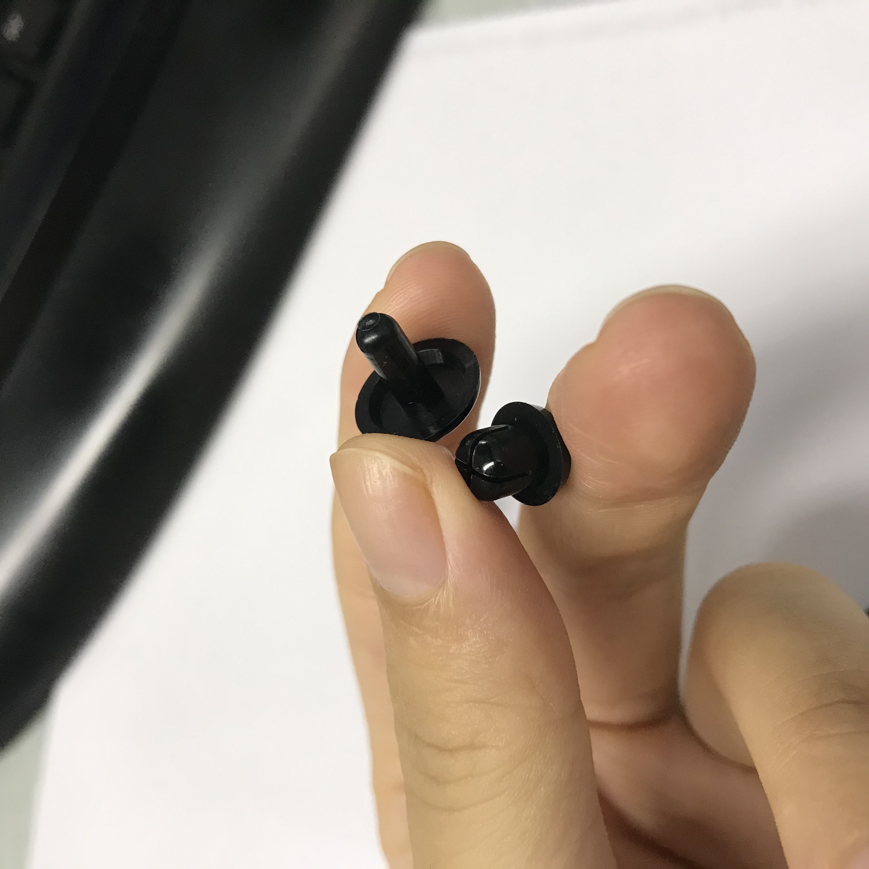 Chuanghe - Customized factory price plastic rivet nylon plastic snap rivet push rivet plastic rivet 12