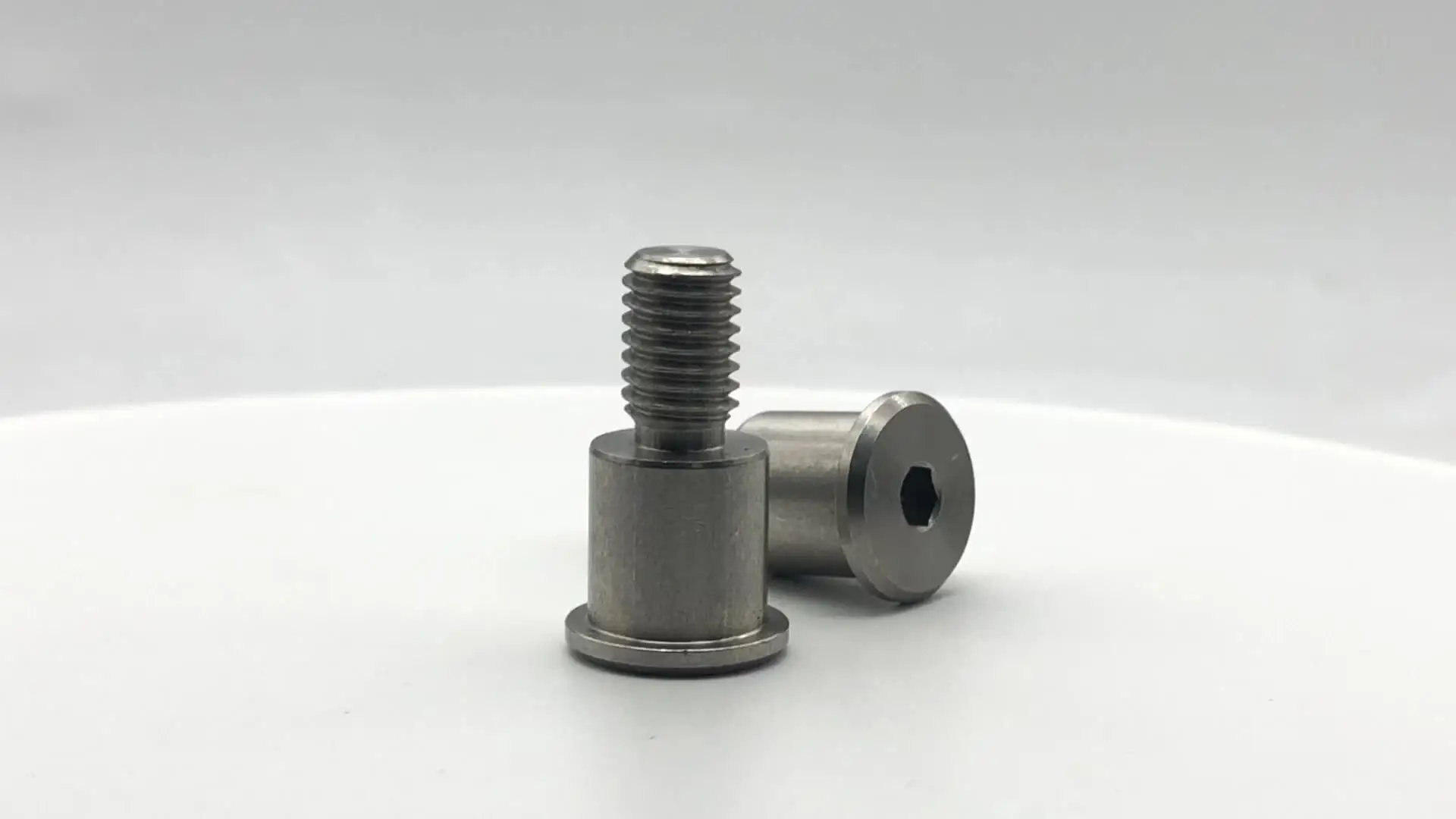 Custom m6 shoulder bolt suppliers Manufacturer | Chuanghe Fastener 2