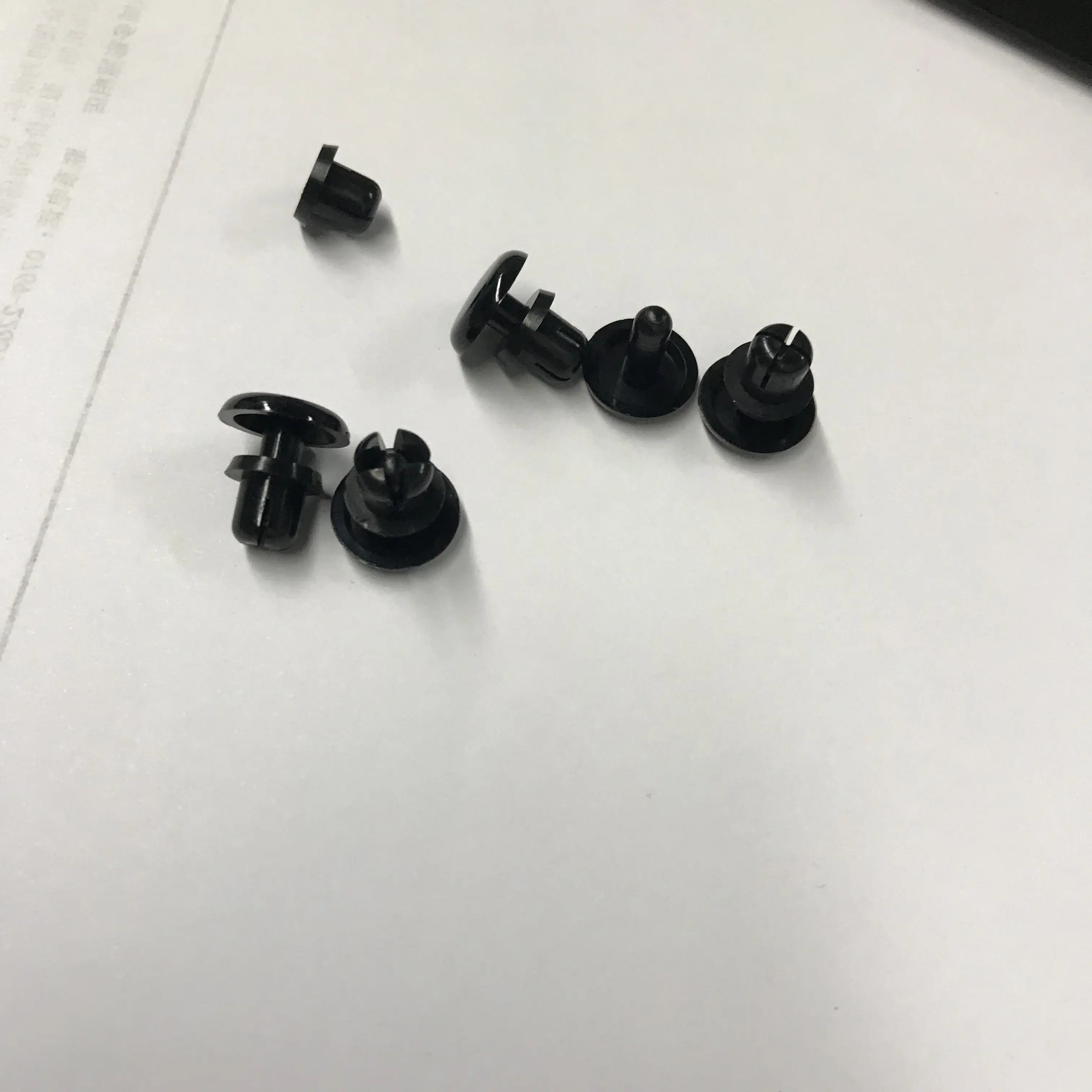 New plastic rivets producer | Chuanghe Fastener 4