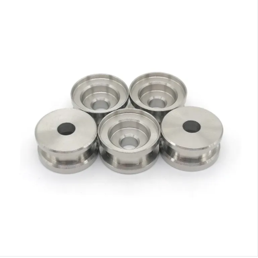 What are the Advantages and Applications of CNC Parts? 1