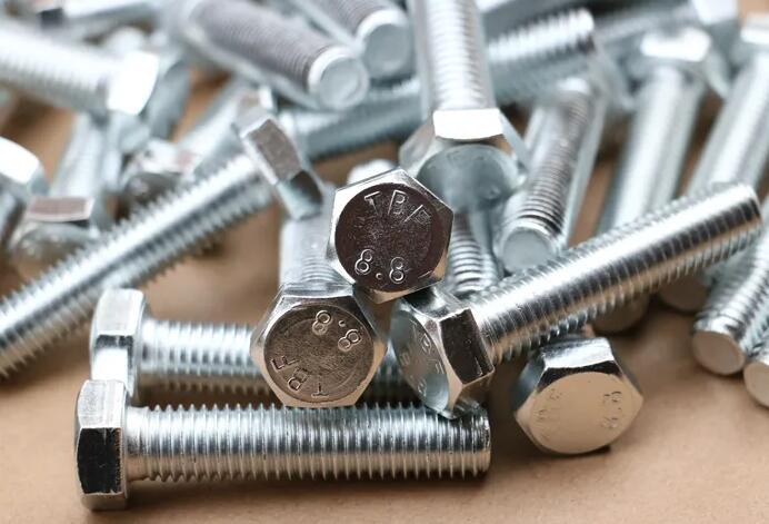 8.8 vs 12.9 Grade Screws Strength 1