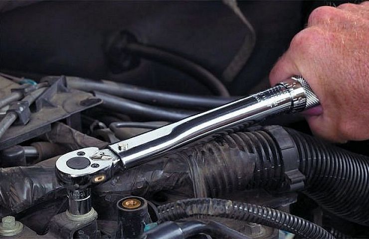 Why are precision fasteners so essential in automotive industry? 1