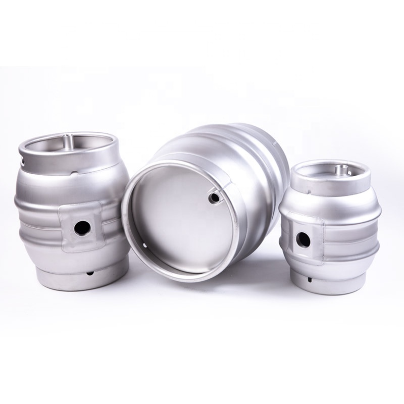 fûts de bière miniatures en plastique de qualité alimentaire, de 5, 15 et 50 litres, disponibles en gros en Europe. 2