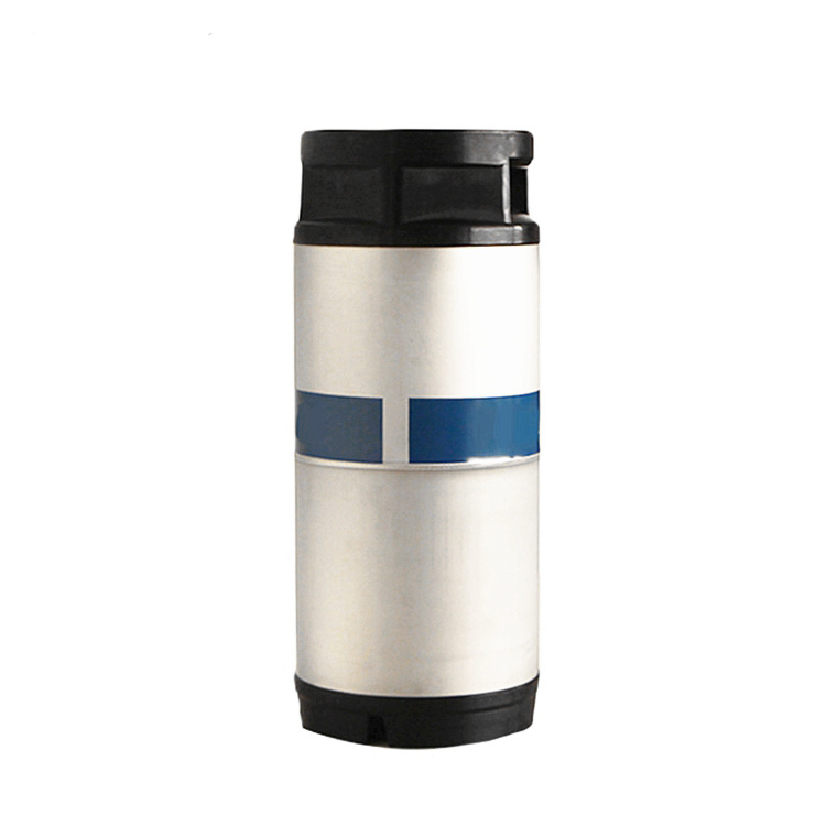 Nous acceptons les petites commandes de fûts en acier inoxydable 304 ECO et RSR de 10 l, 15 l et 20 l. 3