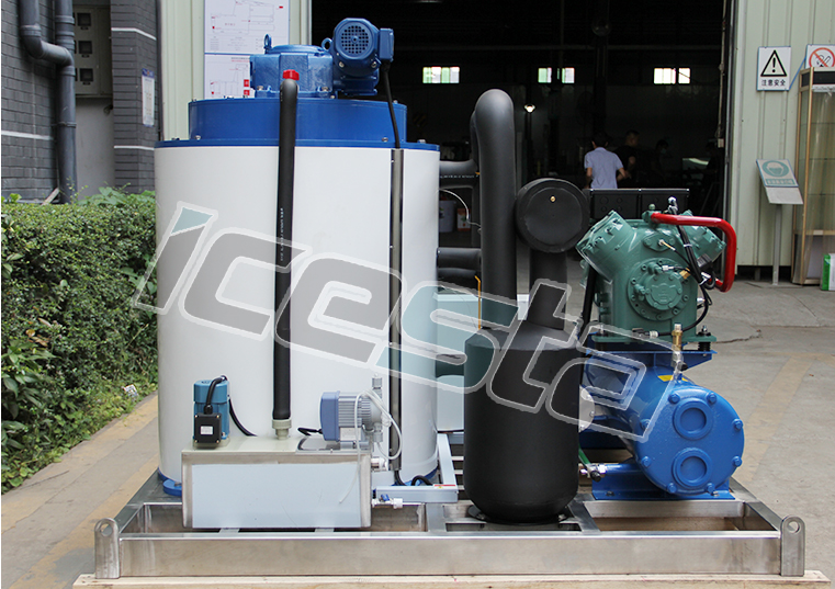 ICESTA  3 ton commercial flake ice machine with Quality Automatic Energy-saving High Productivity Long Service Life 25