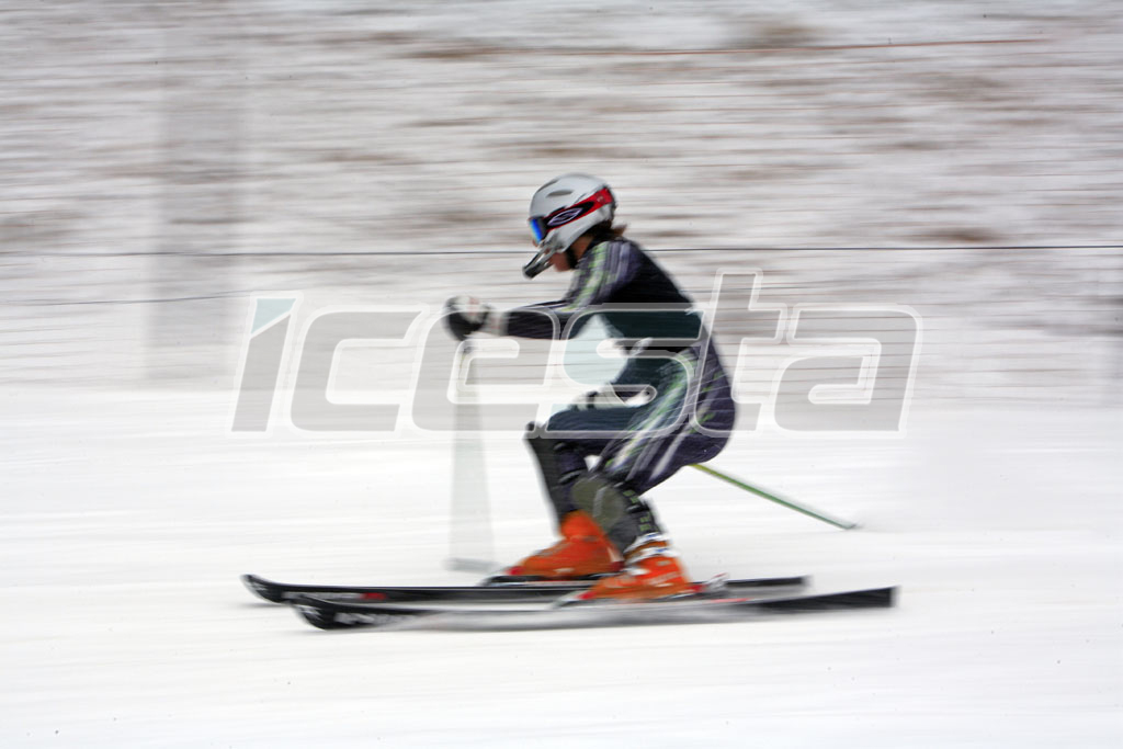 Flake Ice plant & 50 Tons Storage Bin & Automatic Ice Delivery System 160 Ton in Xinjiang from ICESTA 3