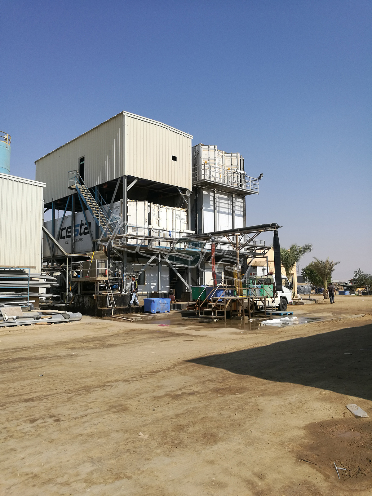 ICESTA Containerized flake ice machine+Automatic ice raker storage & screw ice delivery system+Slurry ice mixing system 4