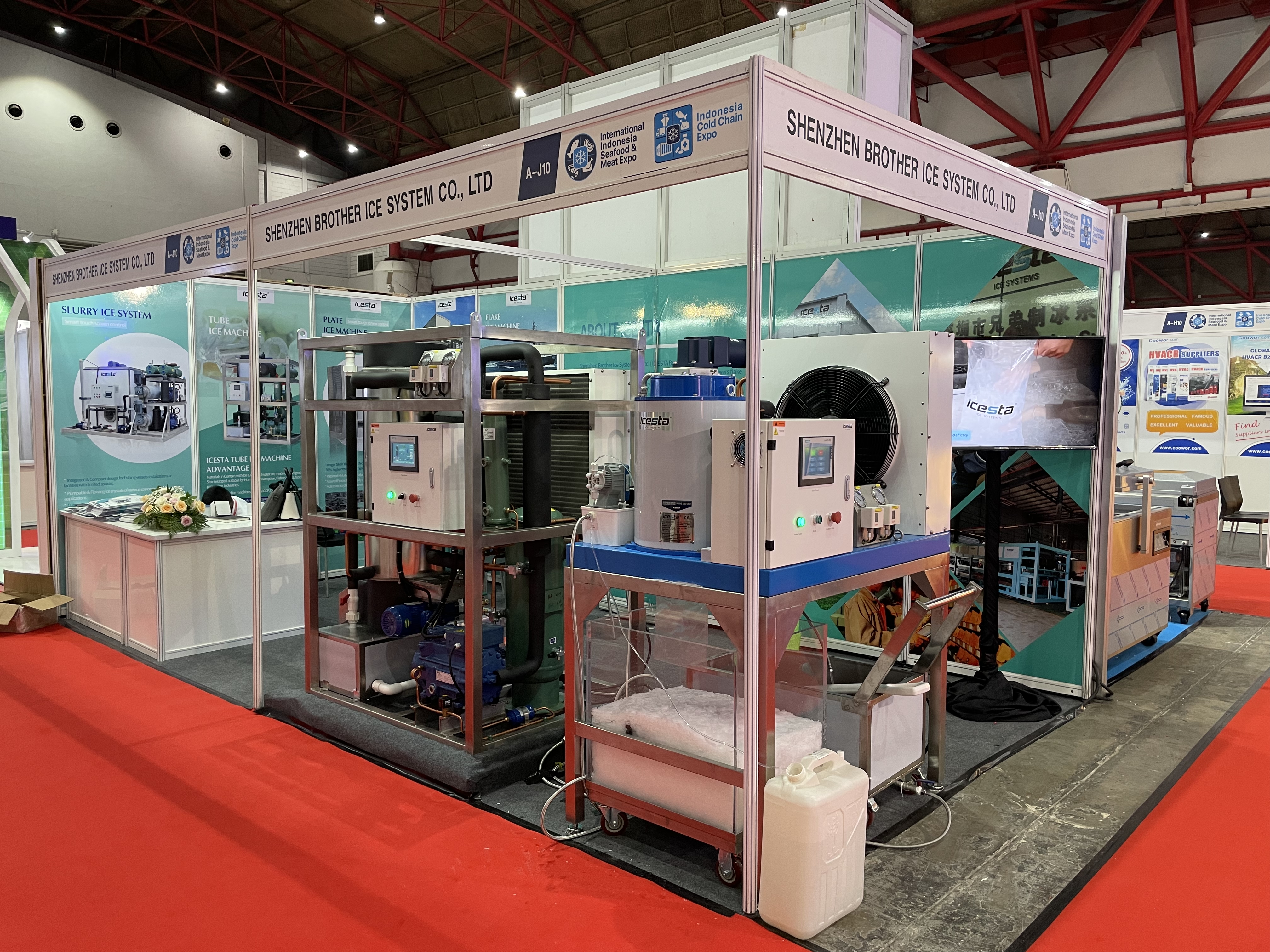 The ICESTA tube ice display machine was purchased directly with Indonesian currency 1