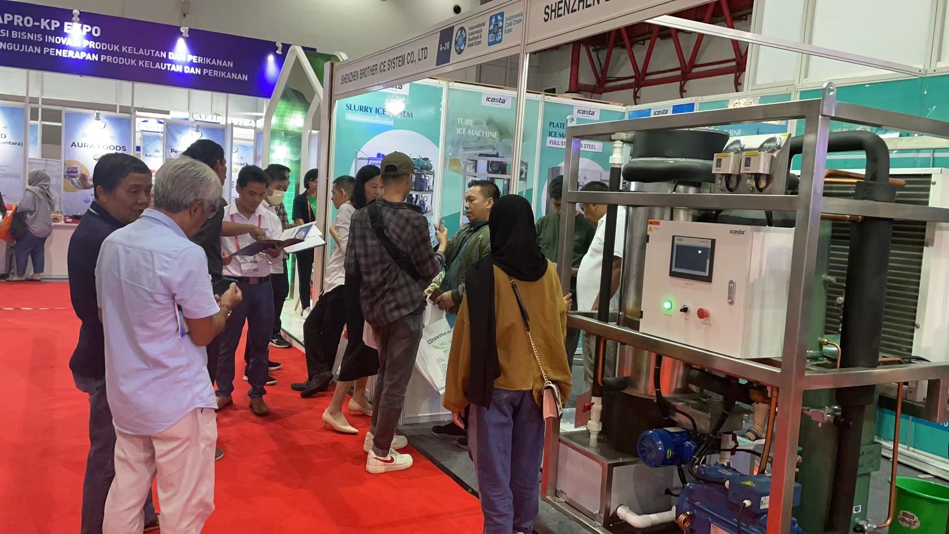 ICESTA's tube ice machine and flake ice machine successfully participated in The IISM & Indonesia Cold Chain Expo 2