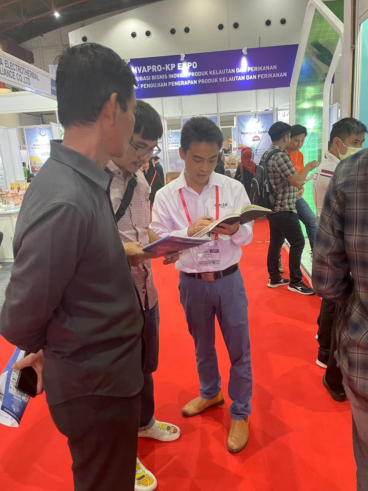 ICESTA's tube ice machine and flake ice machine successfully participated in The IISM & Indonesia Cold Chain Expo 5