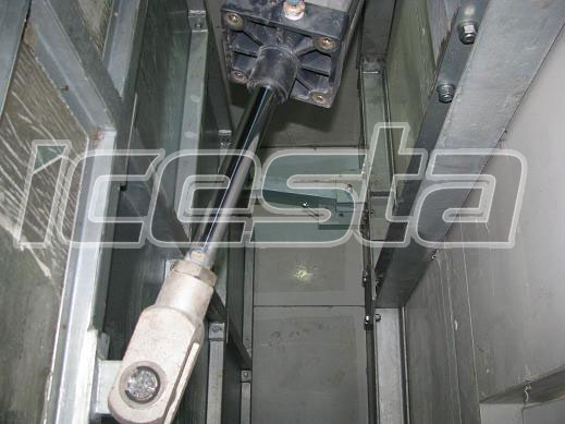 Flake ice system for concrete cooling solution from ICESTA 13