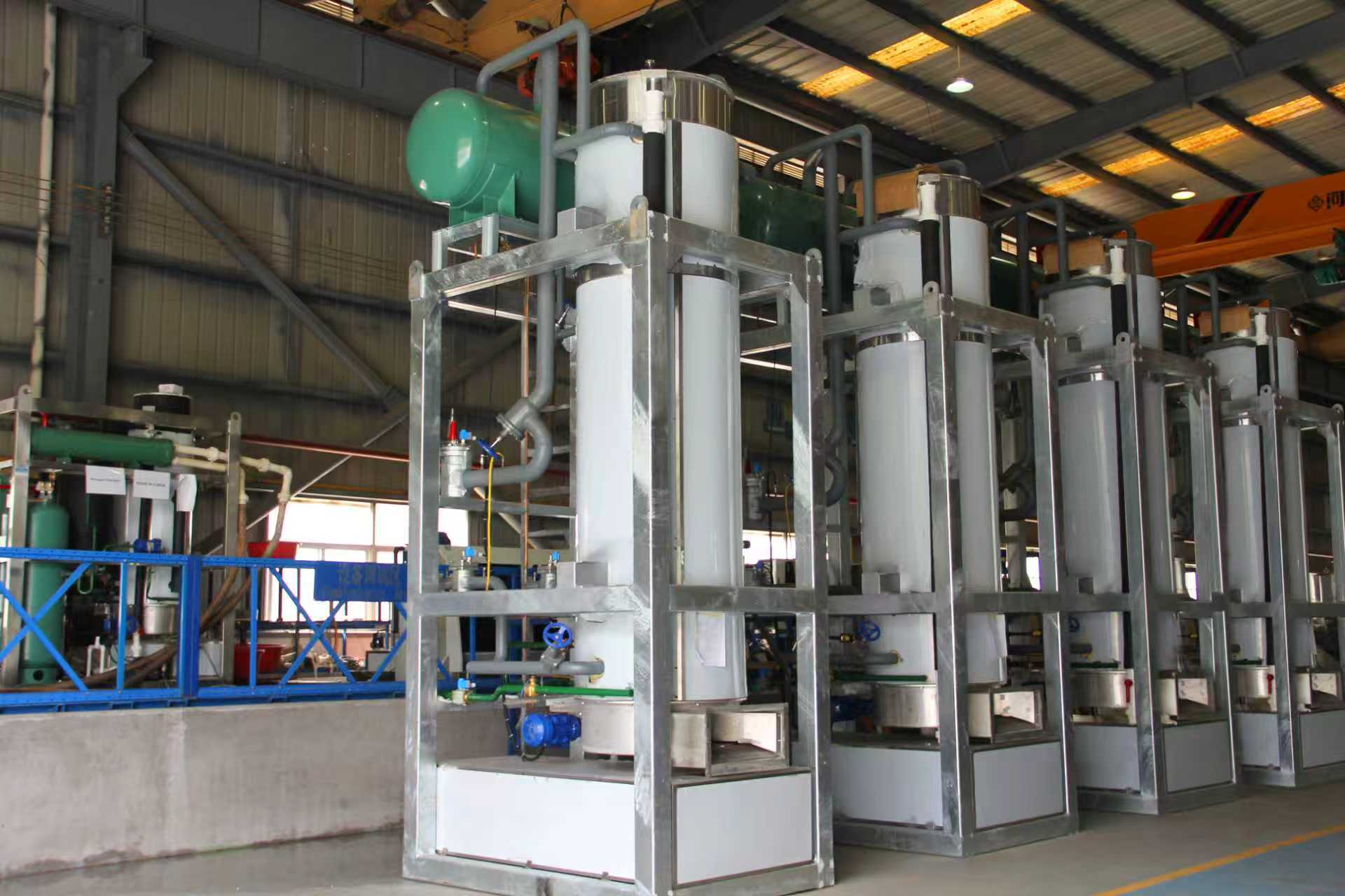 Máquina de gelo tubular de água do mar ICESTA de 30 toneladas: Acabe com os 3 principais problemas da pesca e desbloqueie a preservação com custo zero de água doce. 2