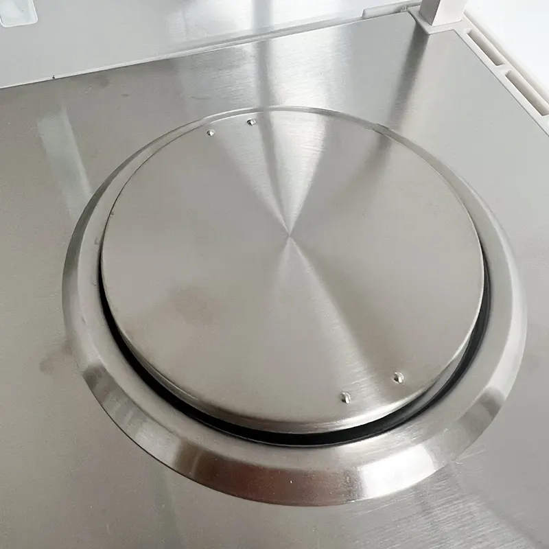 Sensitive Electronic Balance for Accurate Analysis 2