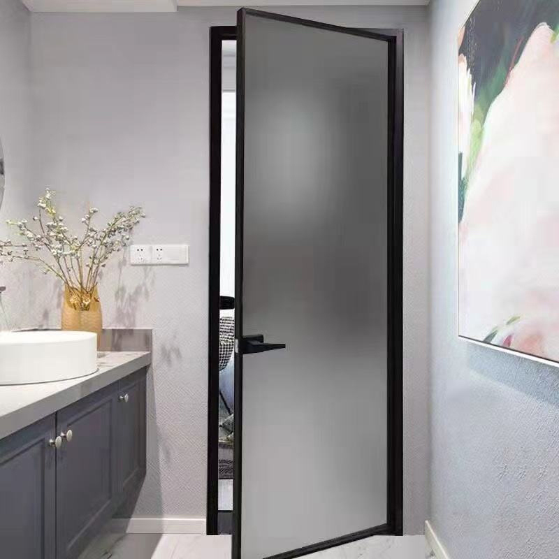 Puerta batiente de aluminio y cristal con marco delgado 4
