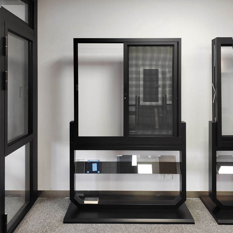 Ventana corredera con umbral escalonado de aluminio con rotura de puente térmico 2