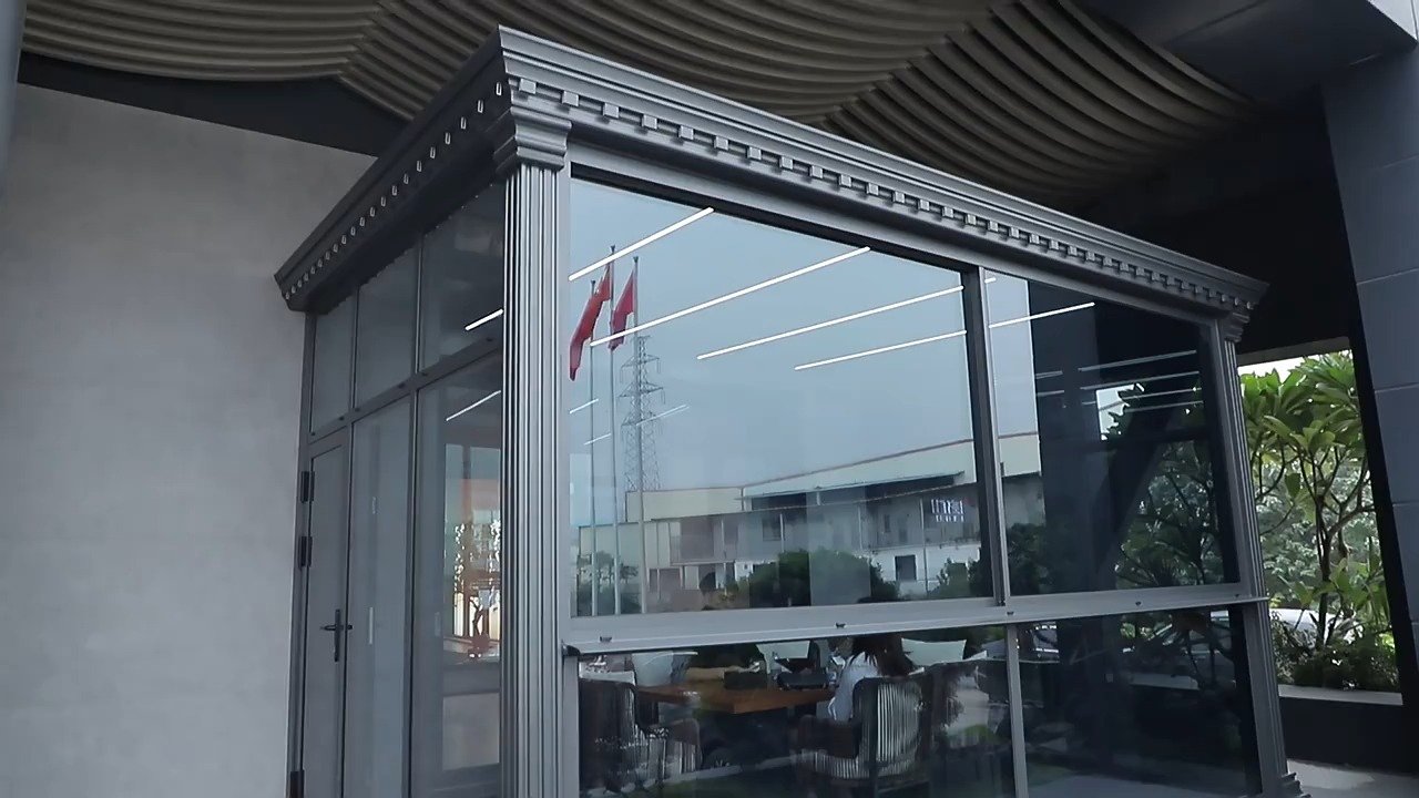 Vérandas en aluminium sur mesure pour projets résidentiels et commerciaux. Fourniture d'usine OEM et ODM. 1