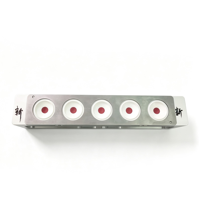 Moule à rouge à lèvres 6 cavités en aluminium, compatible avec un moule entièrement en silicone. 1