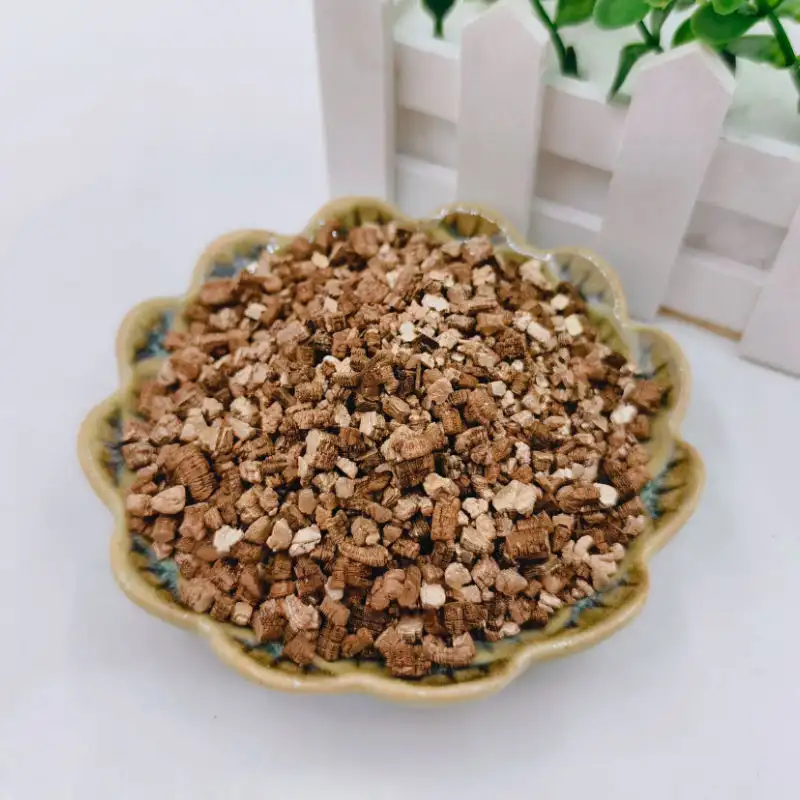 High-Quality Industrial-Grade Vermiculite, Suitable For Agriculture And Sachet Making 1