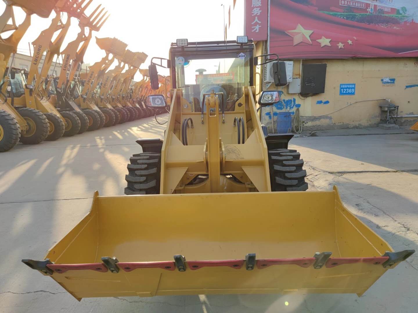 Yingfeng Machinery - China 5 3 2 1.6 1.2 ton Mini front wheel loader backhoe for sale price list Front loading and backhole 10