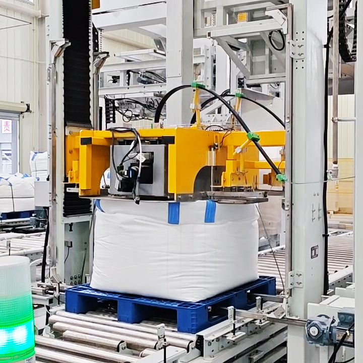 Strapping machine for jumbo bag 
