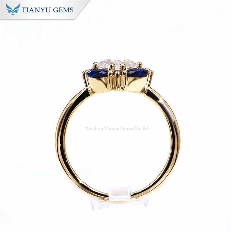 Moissanite Sapphire Ring - Vintage Beauty & Modern Elegance 3
