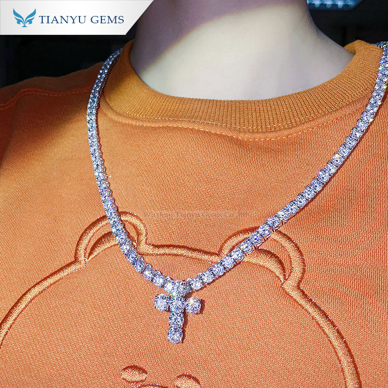 Tianyu gems 14k\18k white gold material moissanite full diamond cross pendant necklace 4