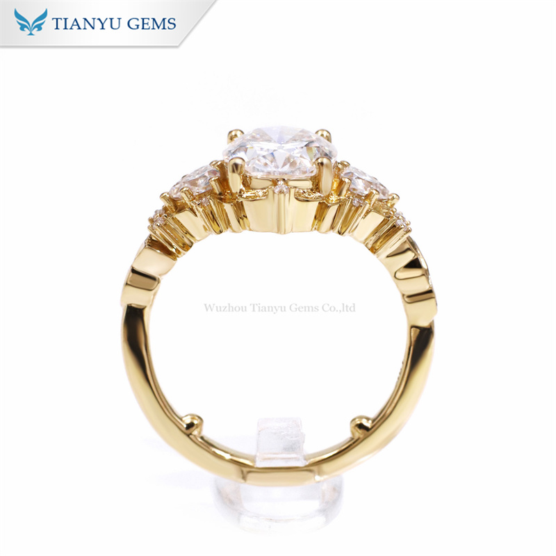 Tianyu Gems Oval Trillion Moissanite Diamond Wedding Ring Set 18k Yellow Gold Engagement Ring Set 3