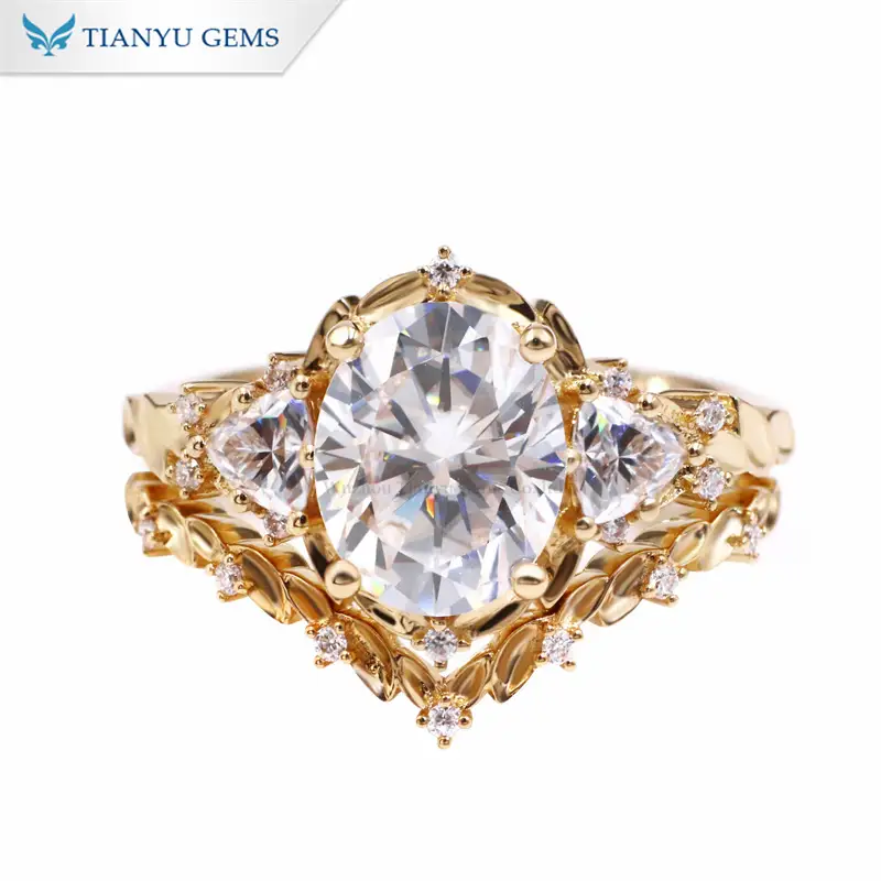 Tianyu Gems Oval Trillion Moissanite Diamond Wedding Ring Set 18k Yellow Gold Engagement Ring Set 1