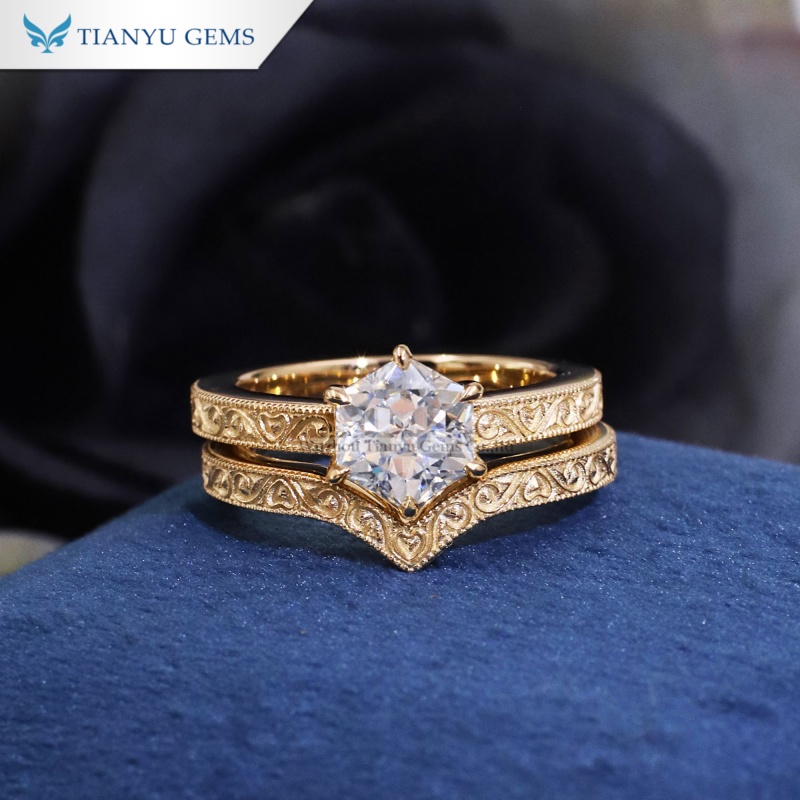 Hexagon Carved Gold Ring Set - Fashionable & Versatile 2