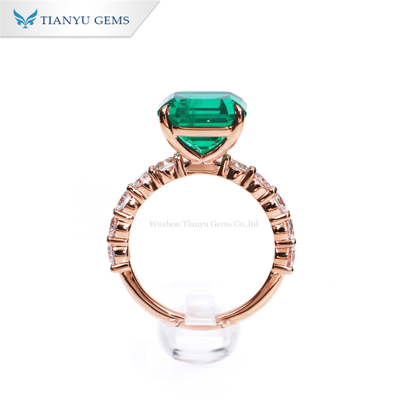 18K Gold Lab Grown Asscher Cut Emerald Ring 3