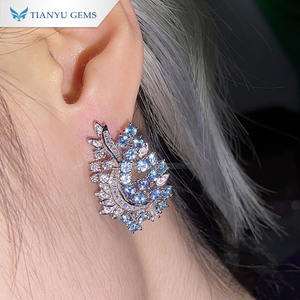 Orecchini Tianyu Gems con moissanite e diamanti in oro bianco 14 carati e paraiba blu 4