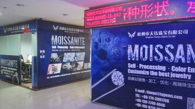 Tianyu gems Pear Lab Emerald Colorless Lab Grown Diamond Charm Earring 14