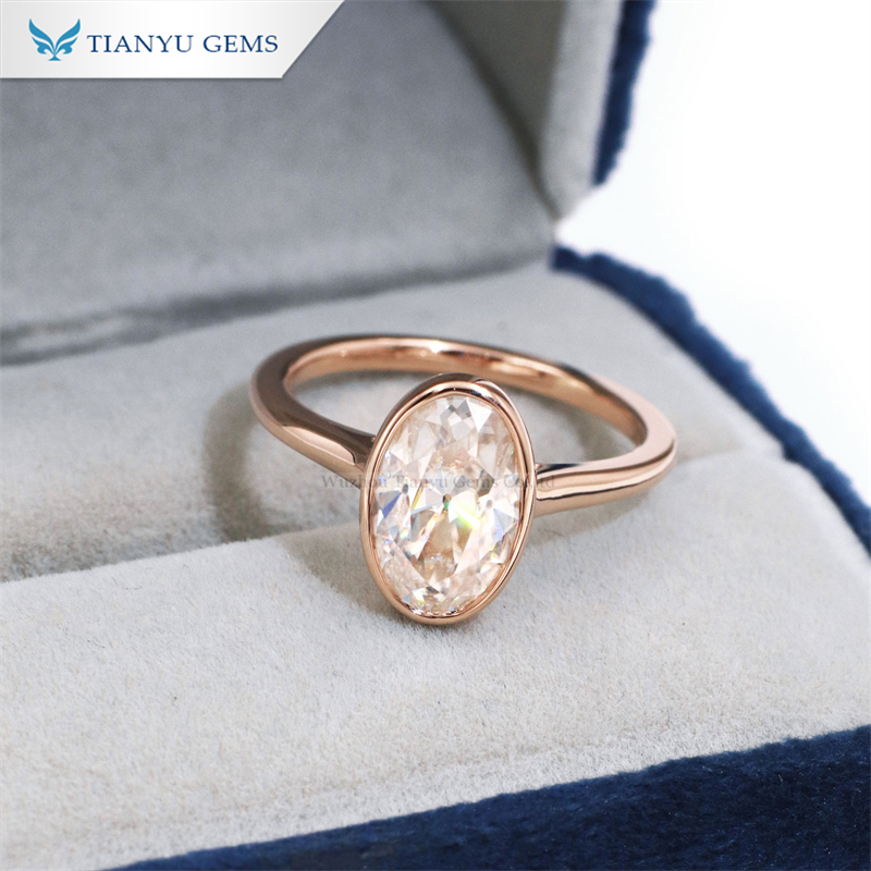 Tianyu Gems  Bezel Setting Moissanite Diamond Wedding Ring 14k Rose Gold Ring 2