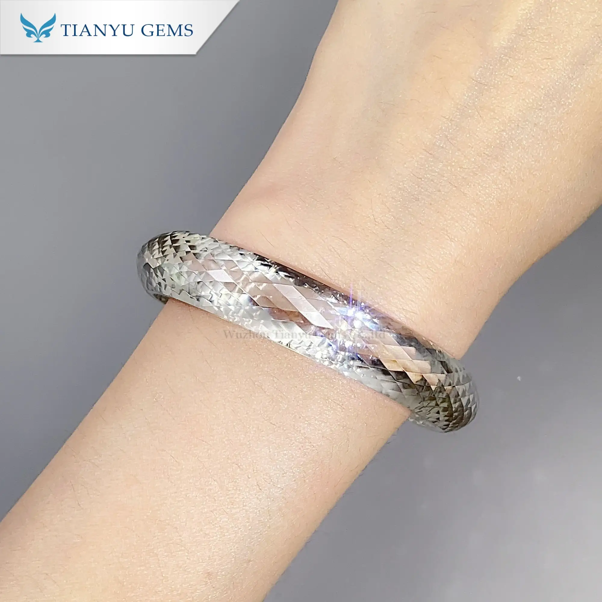 White Moissanite Facets All Diamond Bracelets 1