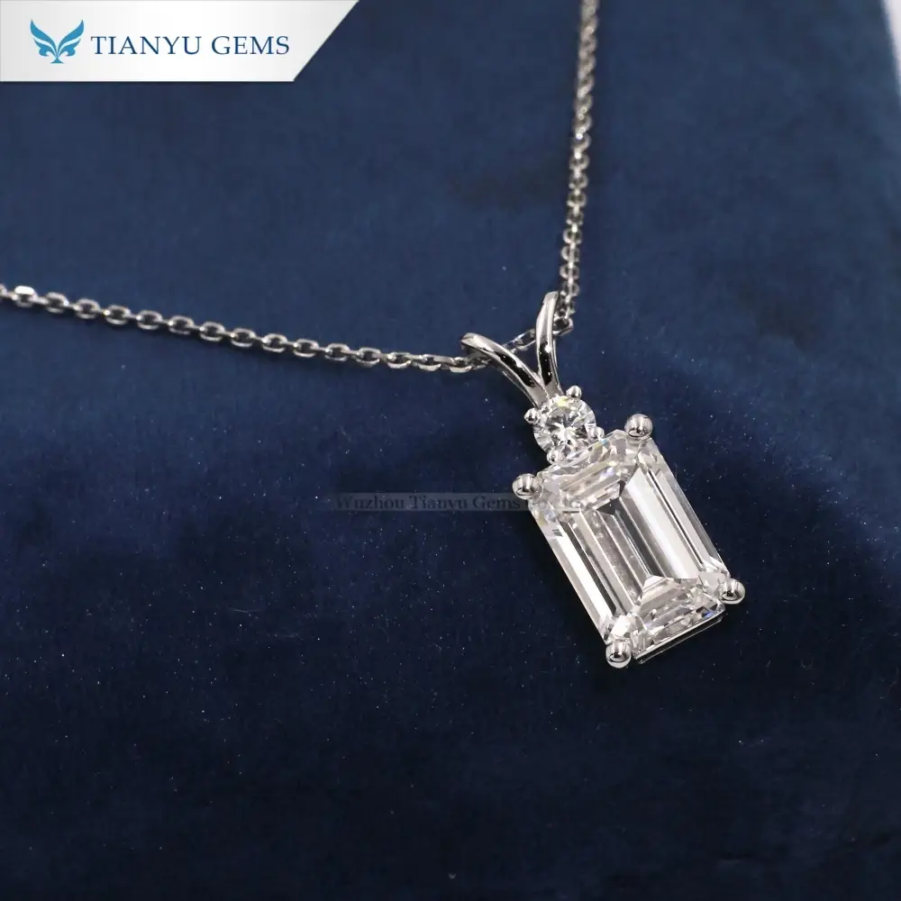 Tianyu Gems エメラルド カット ラボ ダイヤモンド ネックレス Pt950