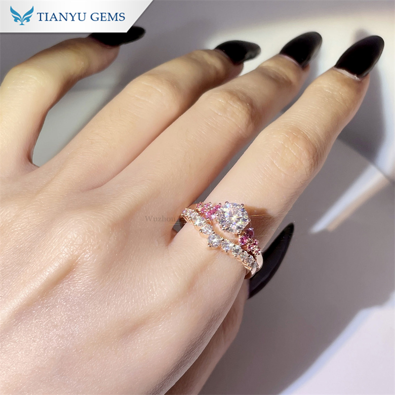 Tianyu Gems Round Moissan Diamond Ring Set Pink Sapphire 18k Rose Gold Wedding Band 4