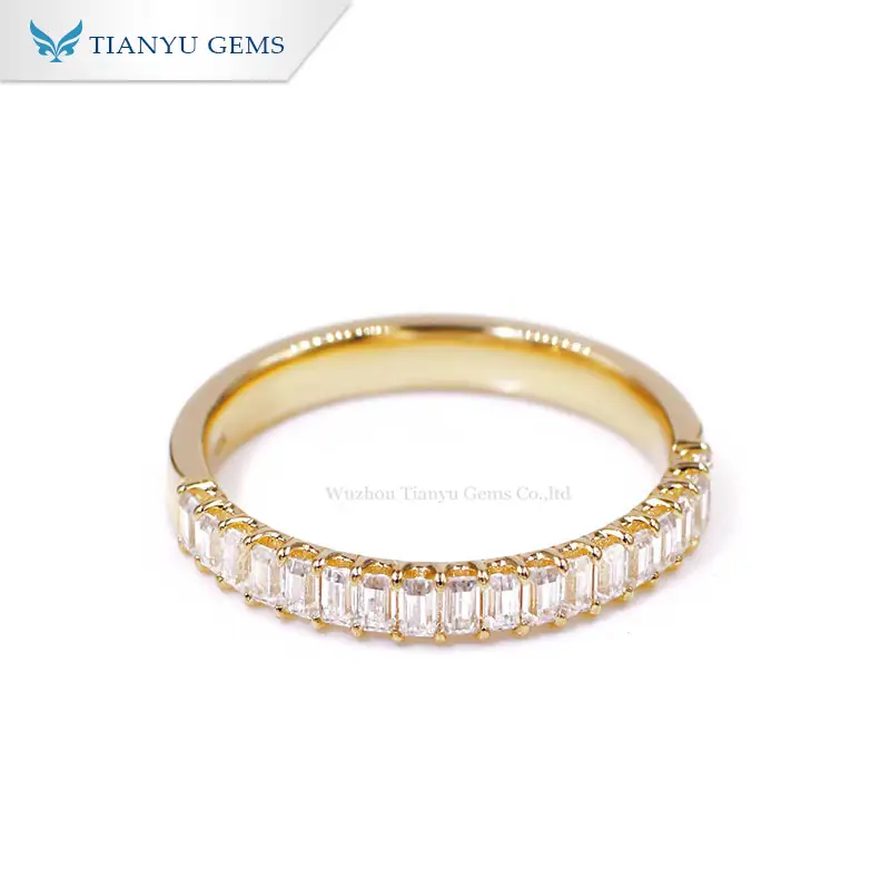 Tianyu Gems Customized Emerald Cut Moissanite Wedding Rings 1